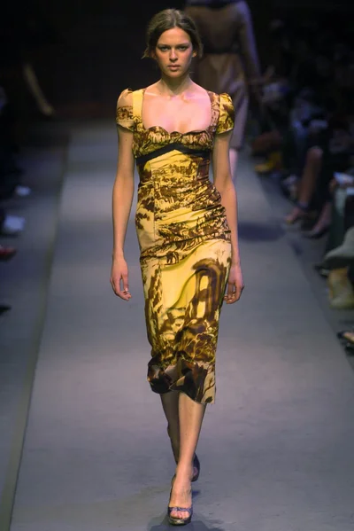 Look 30